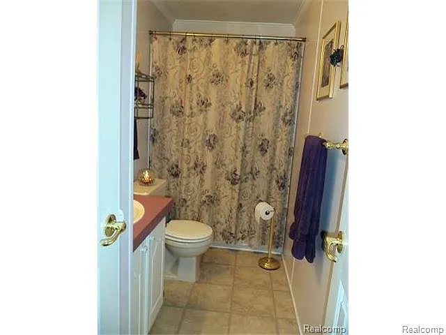 3780 Woodview Ave photo 1