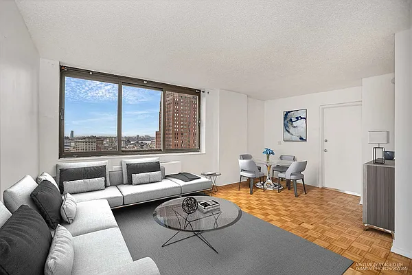 Rented by Compass | media 8