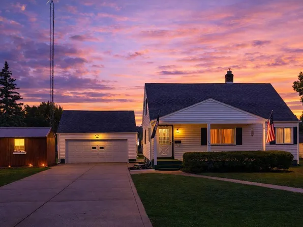 104 W Carolina Ave, Sebring, OH 44672
