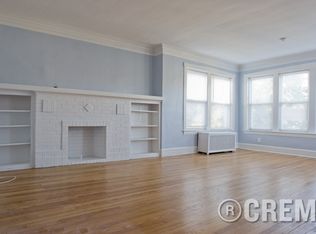 4855 N Washtenaw Ave, Chicago, IL 60625