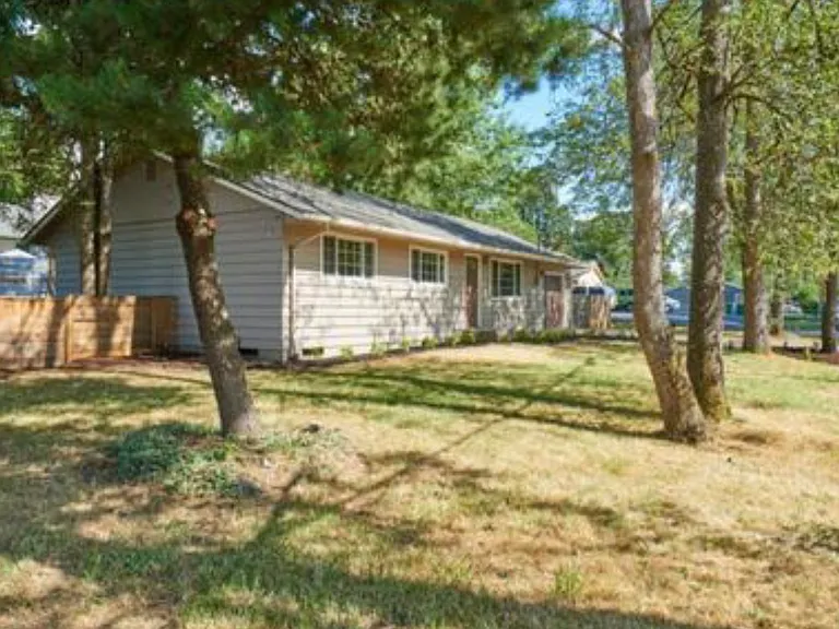 14234 SE Lee Ave — Photo 2