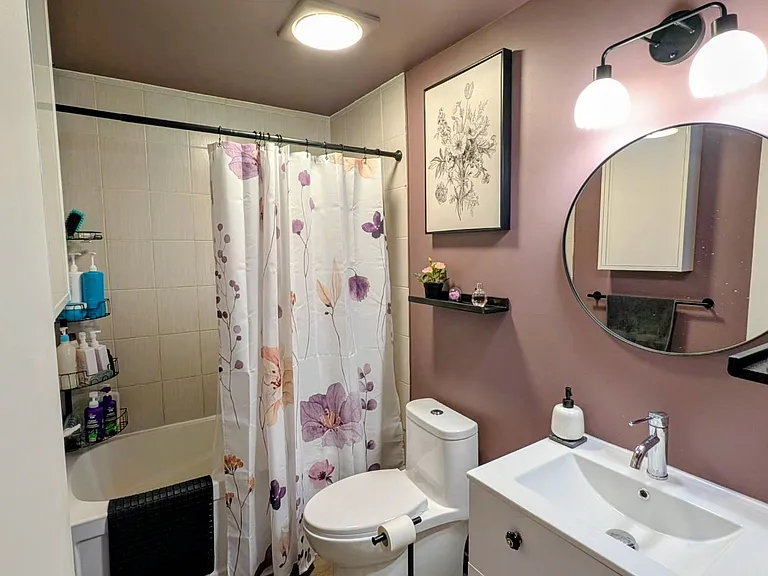 507 Pineview Gdns — Photo 17