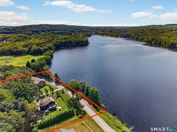 101 Upper Pattagansett Road, East Lyme, CT 06333