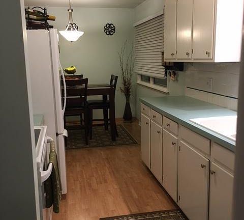 4th image of 1002 Orchard Ave