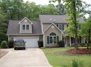 720 Ginseng Dr, Vass, NC 28394