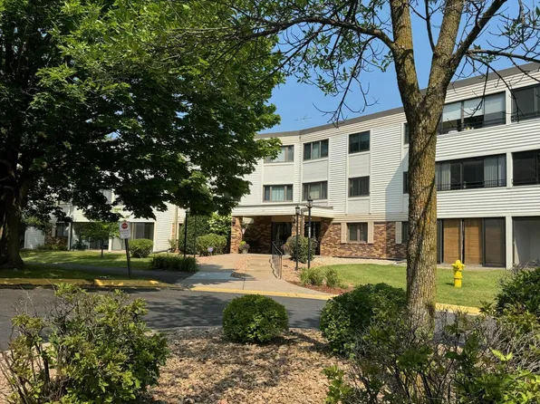 4465 Trenton Ln N APT 203, Plymouth, MN 55442