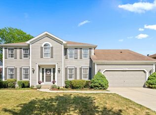 521 S Washington St, Westmont, IL