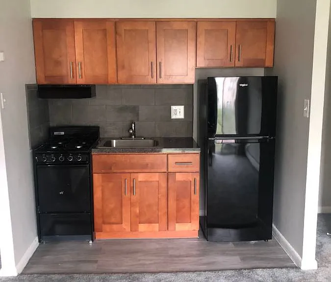 Primavera Square Apartments — Photo 9