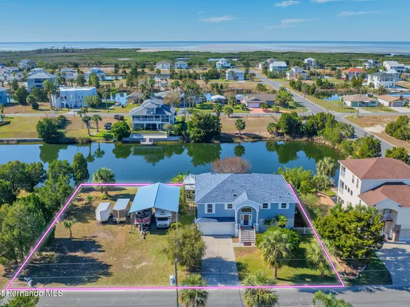 3295 Hibiscus Dr, Hernando Beach, FL 34607