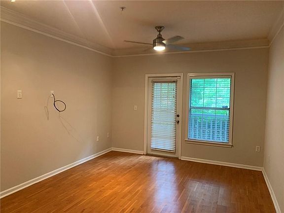 2nd image of 1120 Westchester Rdg NE