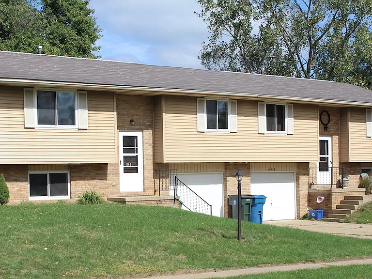 835 Redwing Dr #835 — Photo 1