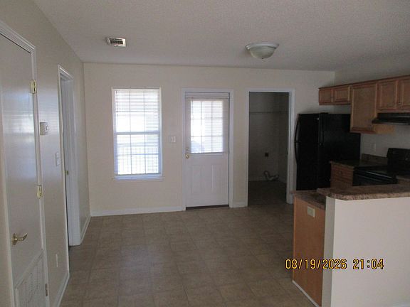 5th image of 2622 Erica Ct Unit 201