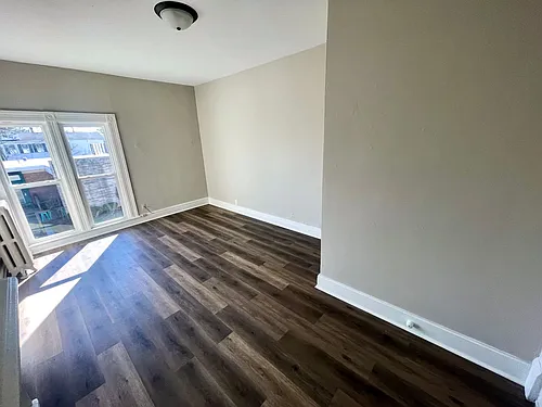 Floor plan 126 Mound St.