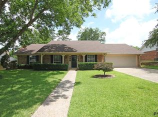 813 Spring Creek Dr, Tyler, TX 75703