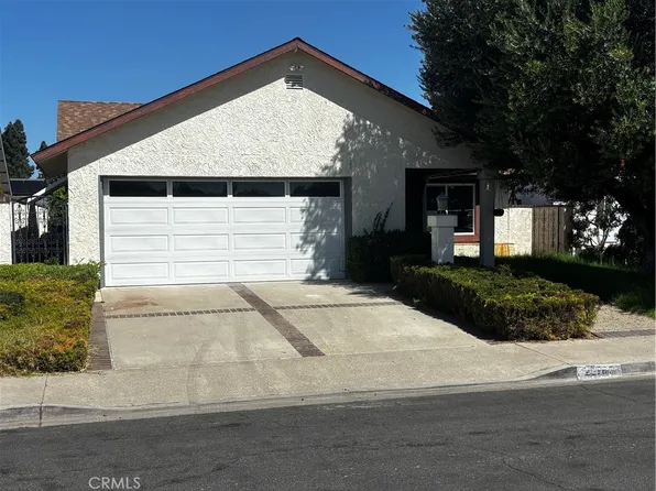 22561 Catania, Laguna Hills, CA 92653