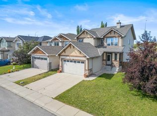 160 S Royal Oak Hts NW, Calgary, AB T3G 5V3