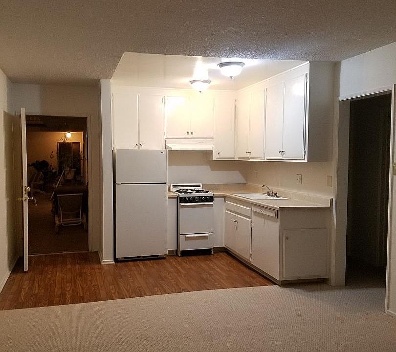 1st image of 2704 4th St #0