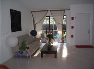 2598 N Nob Hill Rd, Sunrise, FL 33322