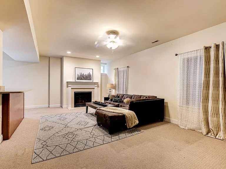 8105 Maya Ct — Photo 39