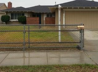 6095 Meadowbrook Ln, Riverside, CA 92504