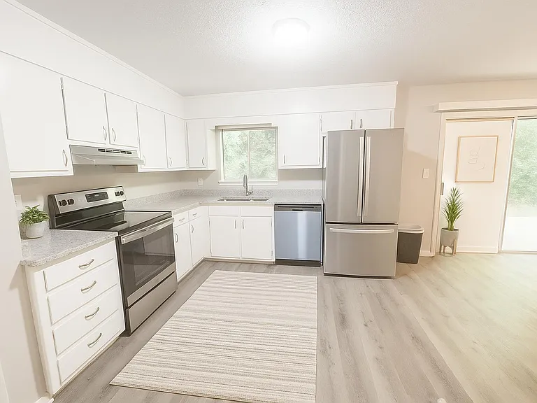 Homewood Dr — Photo 3