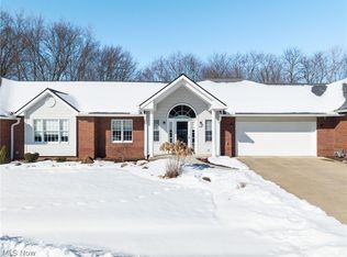 976 Rosemarie Cir, Wadsworth, OH 44281
