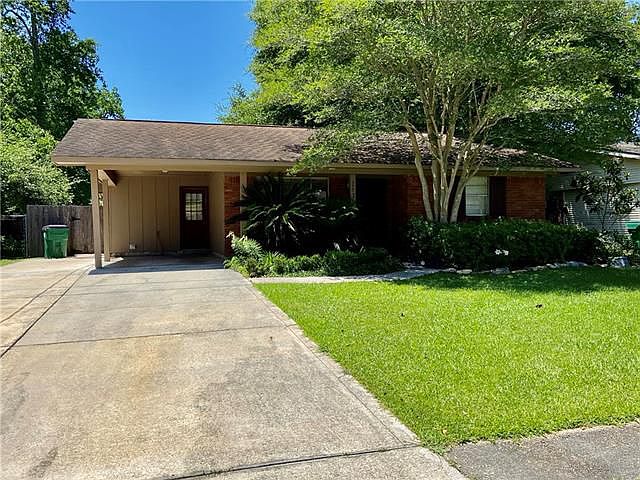 1st image of 263 Bluebird Dr