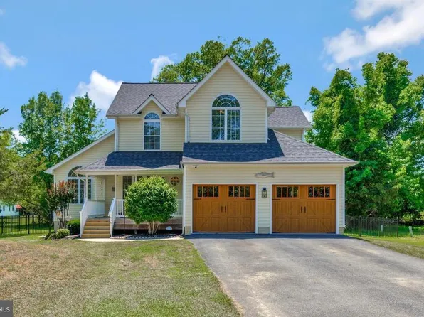 10965 Holly Dr, Lusby, MD 20657