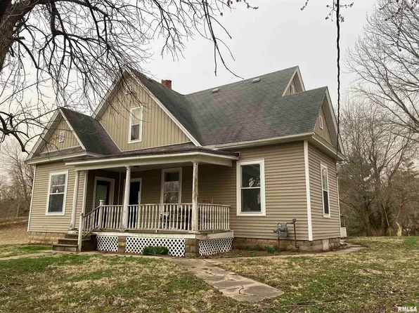 227 S Main St, Winchester, IL 62694