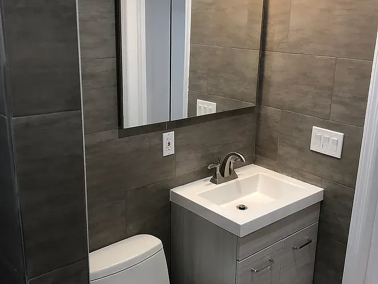 11 Charles St #7 — Photo 7