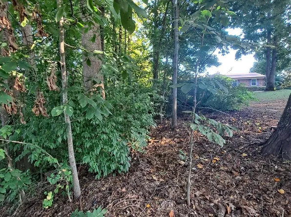 5587 Brookwood Ln #22, Hickory, NC 28602