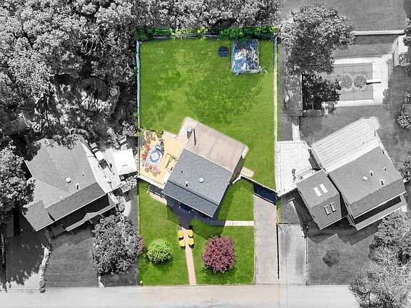3rd image of 22 Wagon Lane E