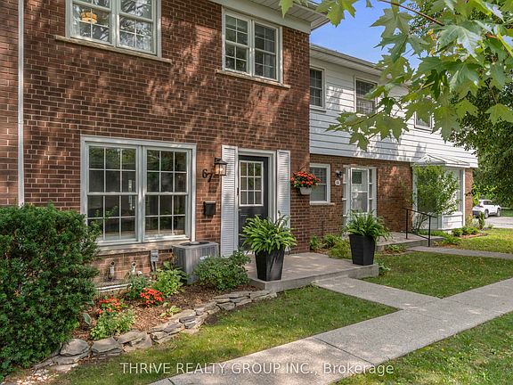 3rd image of 1220 Royal York Rd #67