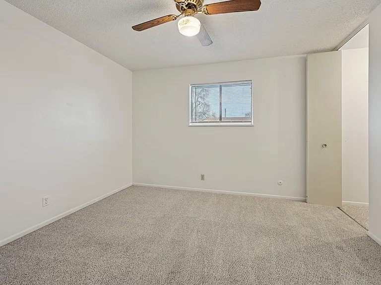 Taylor St Apartment — Photo 12
