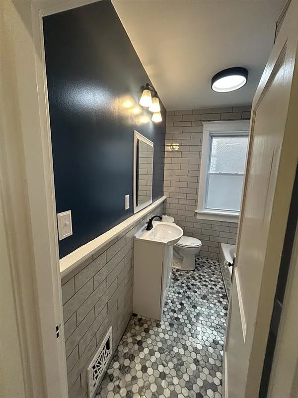 1 bed, $1,125 — Photo 3