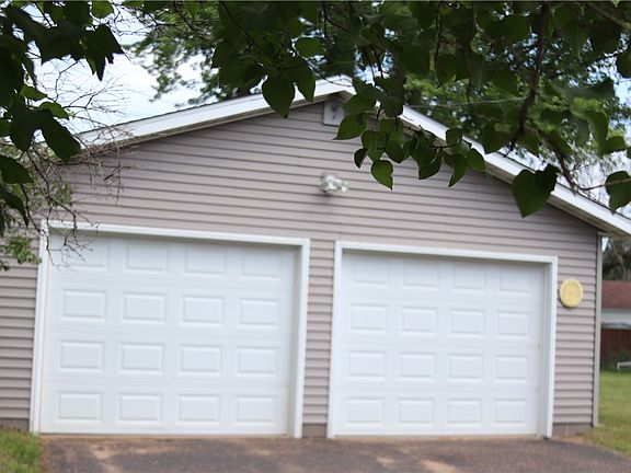 2nd image of 519 6th Street W