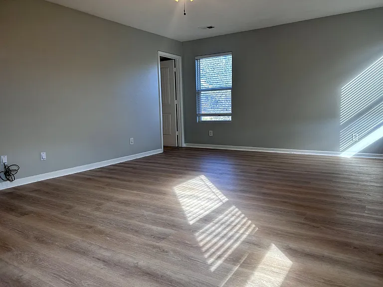 379 Jasmine Dr — Photo 21