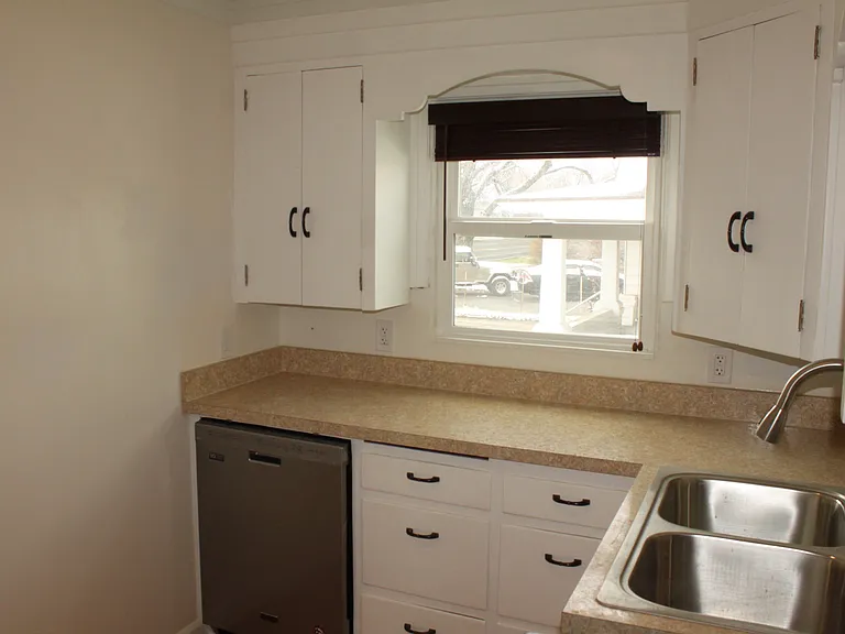 289 N 100 E — Photo 10