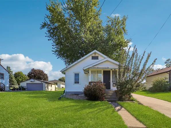 334 E 14th St N, Newton, IA 50208