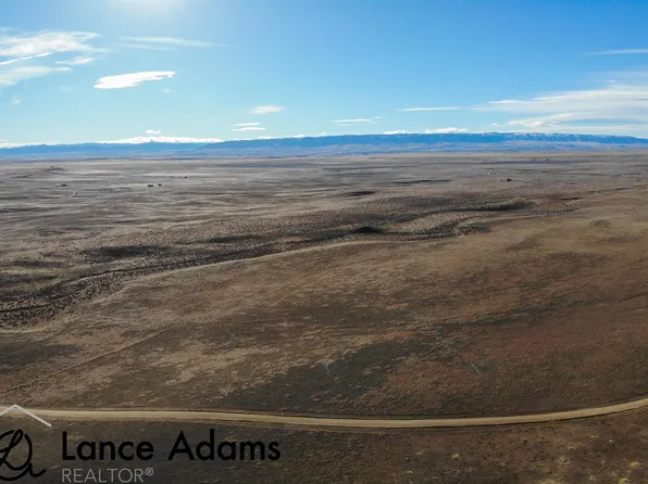 5577 Open Range Rd, Casper, WY 82601