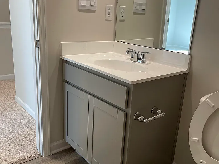 747 Hardman Dr — Photo 33