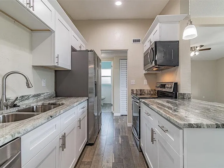 139 Sunlit Cove Dr NE — Photo 11