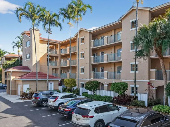 12540 Majesty Cir APT 303, Boynton Beach, FL 33437