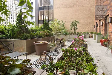 Rented by New York Residence