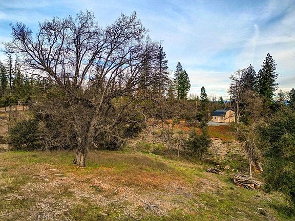 3rd image of 6422 Dogtown Rd