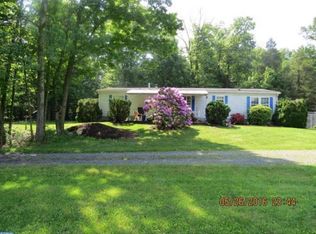 83 Nut Grove Rd, Pine Grove, PA 17963