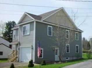 11 Dupuis Ave, Lewiston, ME 04240