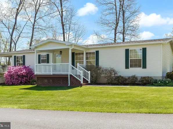 200 Brookview Ave, Coatesville, PA 19320
