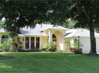 1862 NE Crabtree Ln, Jensen Beach, FL 34957