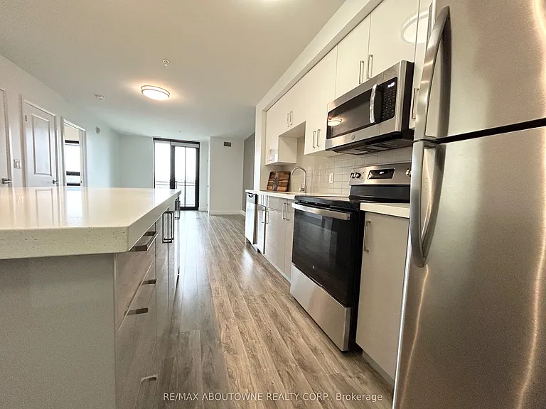 460 C Belmont Ave W #607 — Photo 6